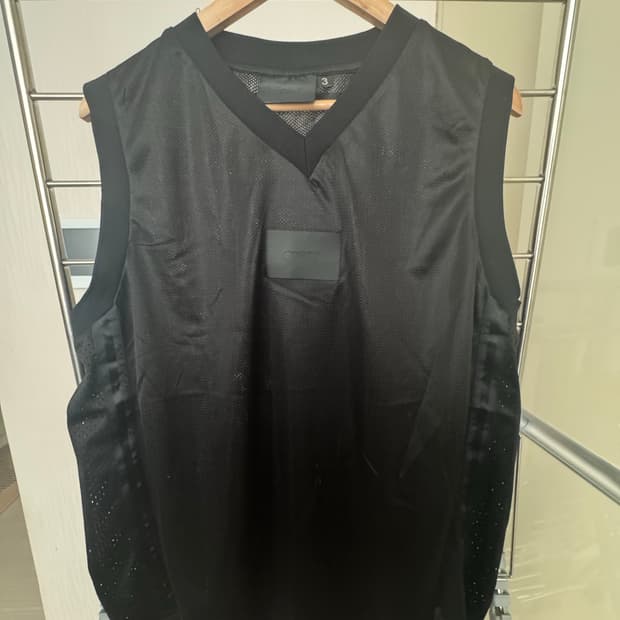 outof매쉬나시