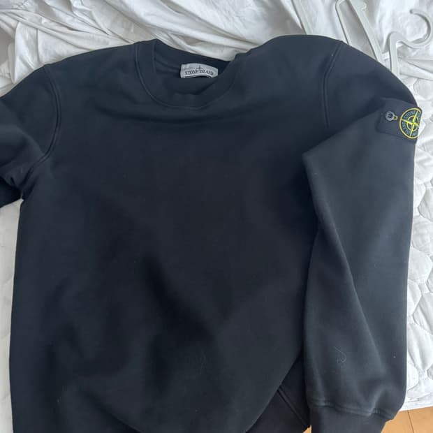 스톤아일랜드 맨투맨