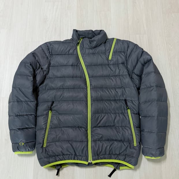 오클리 아카이브 경량 패딩