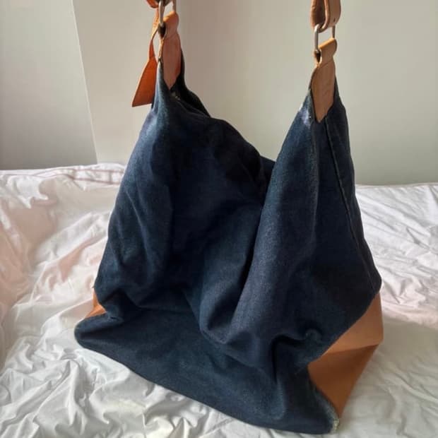 라프시몬스X이스트팩데님 호보백