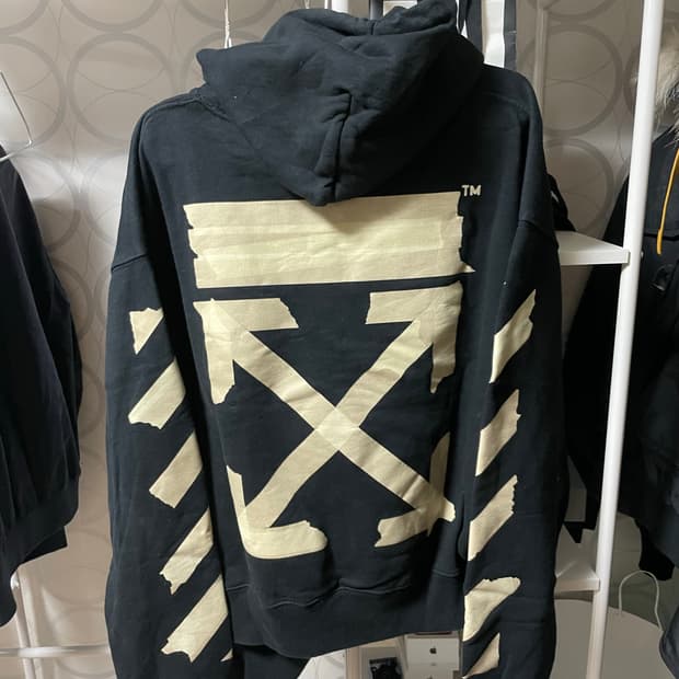 오프화이트 후드티 