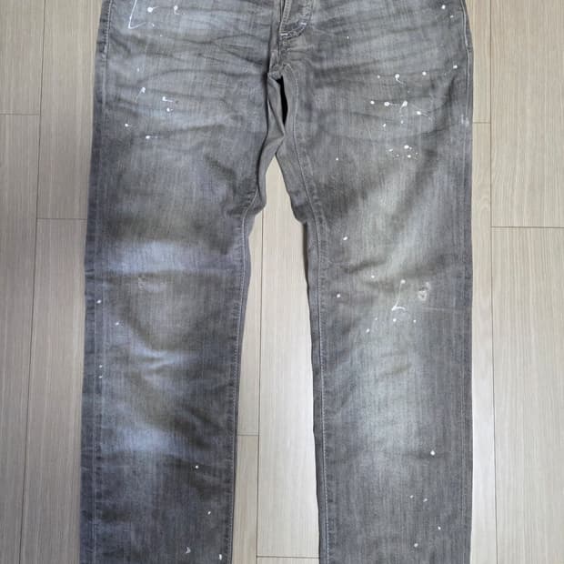 디스퀘어드 그레이 페인팅 슬림 데님팬츠