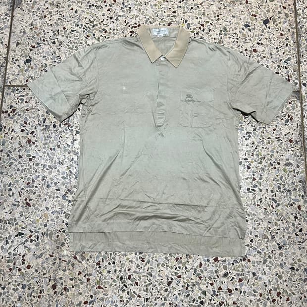 버버리(Burberry) 카라넥 반팔티