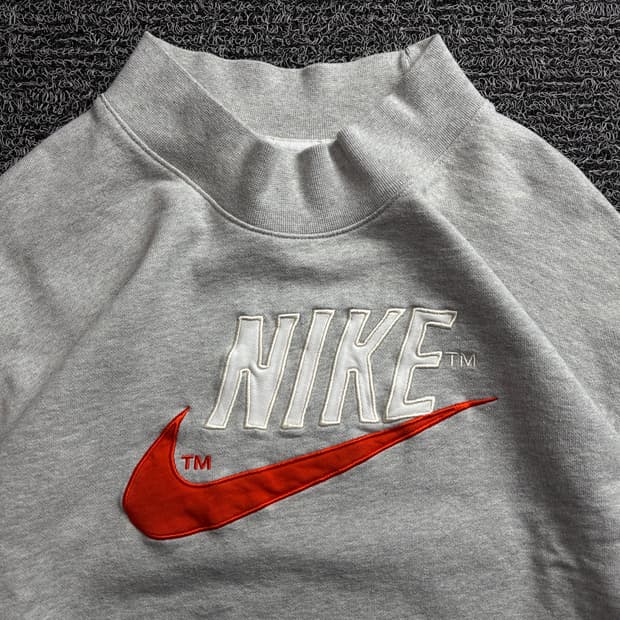 나이키 프렌치테리 자수 빅로고 박시핏 맨투맨 2710