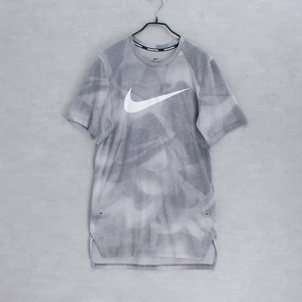 NIKE DRI-FIT _ crew neck mesh tee