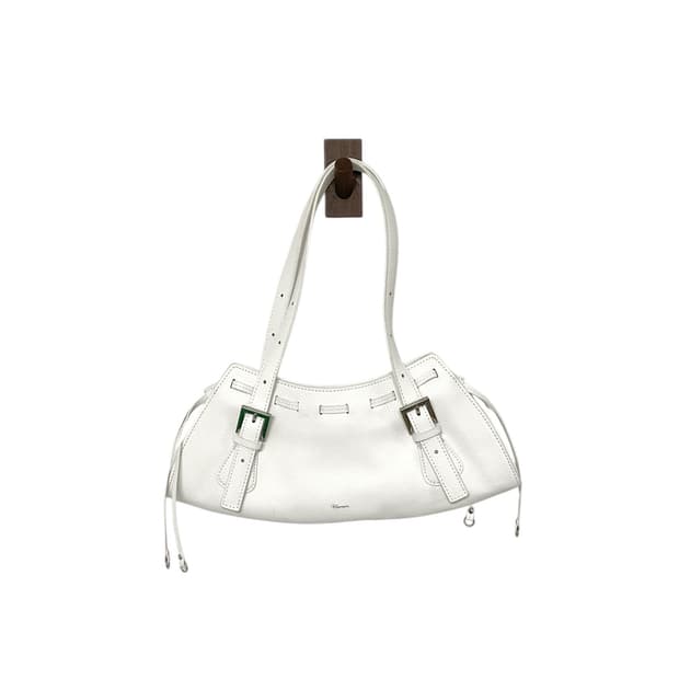 언이븐 화이트 숄더