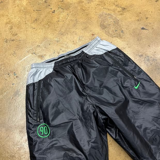 [정품/L,85] 나이키 스우시 토탈 90 리펠 우븐 트랙 팬츠 b14
