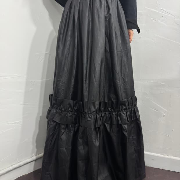 frill detail maxi skirt