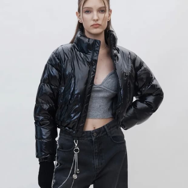 급전) 커렌트 VARSITY SHORT PUFFER (원가 24만원)