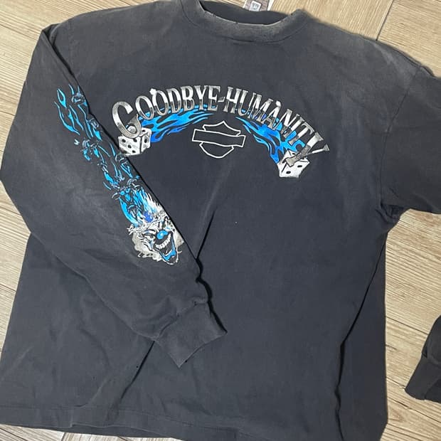 L) 세인트미카엘 btfl 롱슬리브 할리