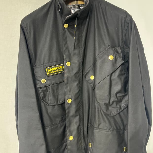 바버 인터네셔널 42(105) 블랙