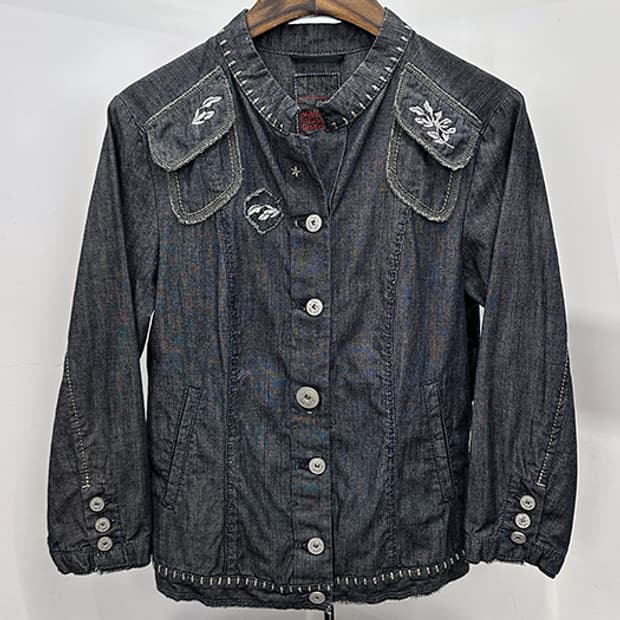 MARITHE FRANCOIS GIRBAUD (S~M)