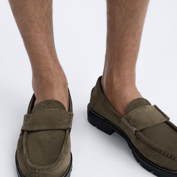 자라 소가죽 레더 밴디드 모카신  LEATHER BANDED MOCAS