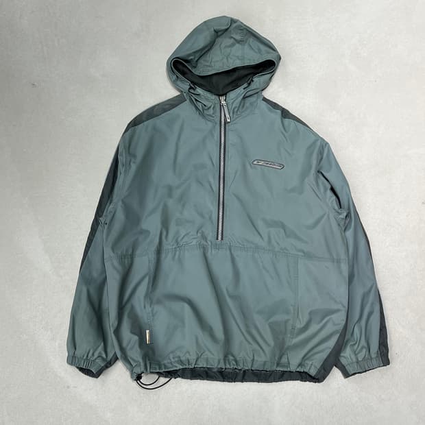 리복 올드스쿨 아노락 s08881