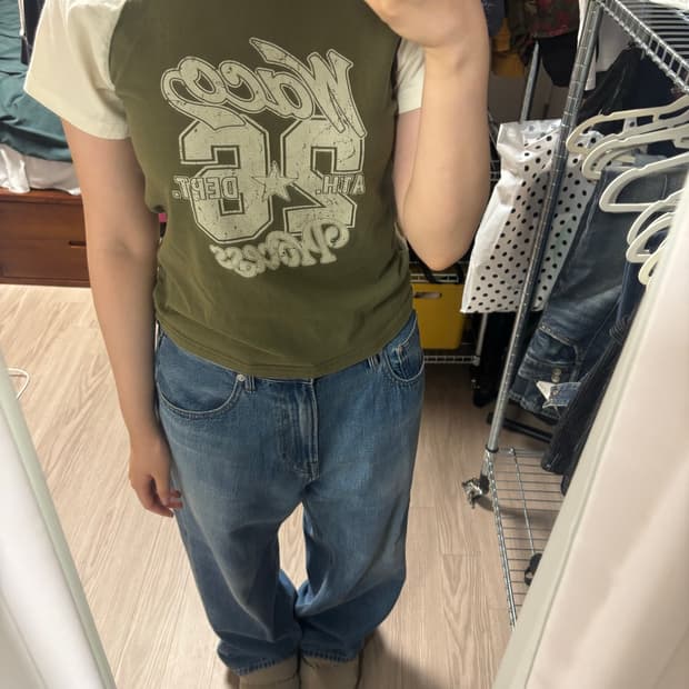 카키 빈티지 그래픽 나그랑 티셔츠