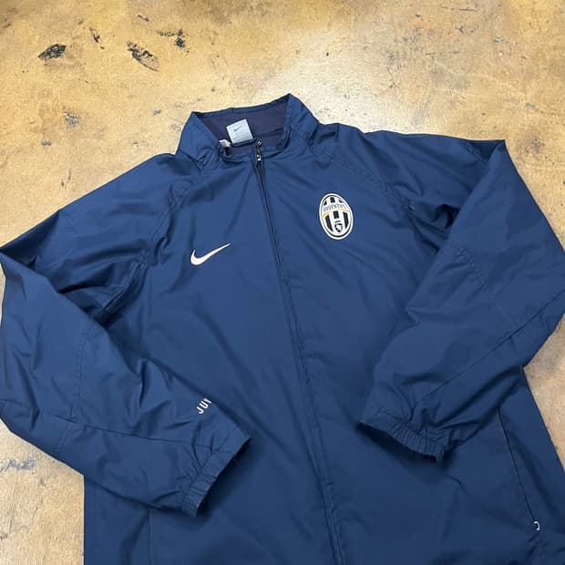 [정품/M] 나이키 유벤투스 바람막이 네이비 b16