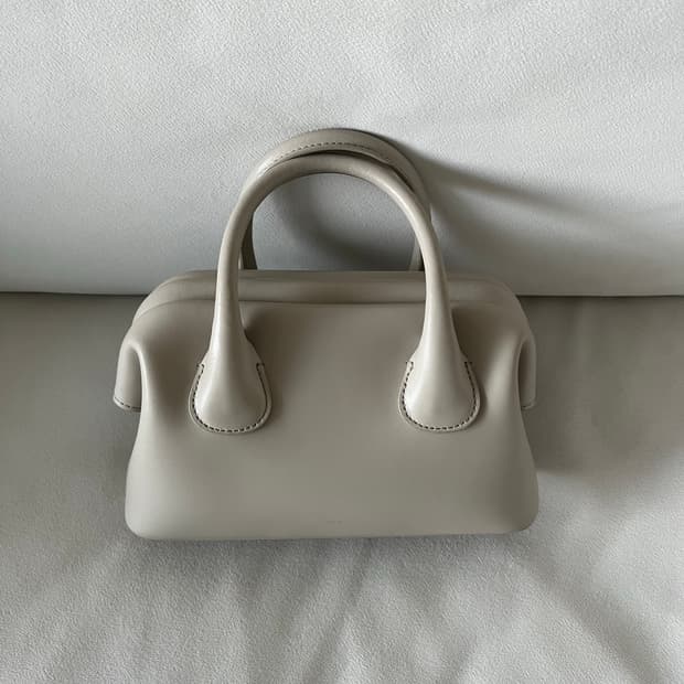 OSOI bag 오소이 가방