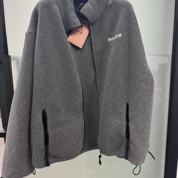 미우미우 플리스