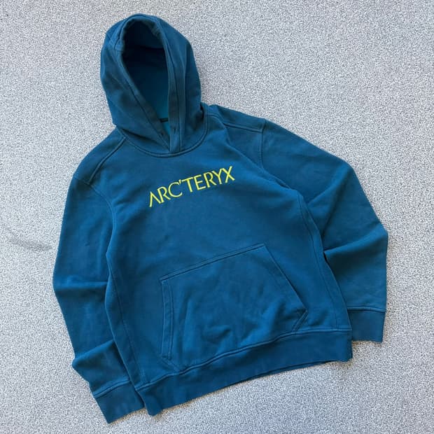 아크테릭스 후드티