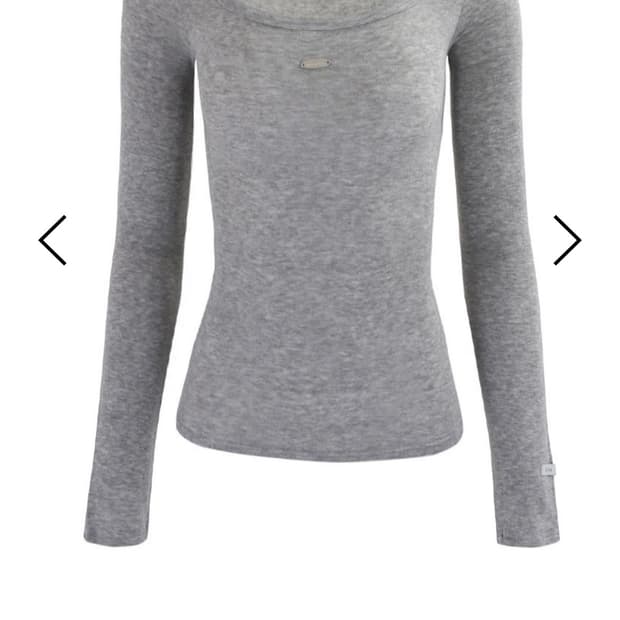 Kimseoul 킴서울 513 에센셜 롱슬리브 구합니다