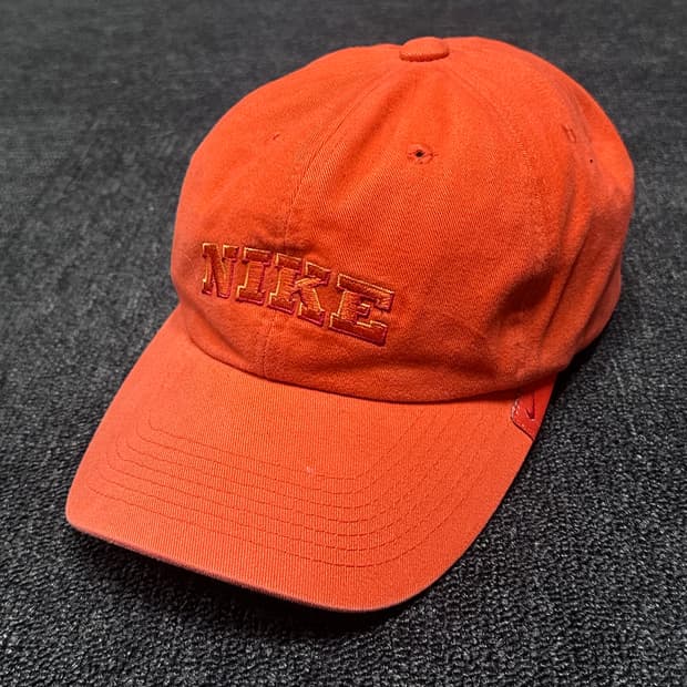90s 빈티지 나이키 볼캡  NIKE 자수 로고 오렌지 캡