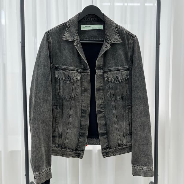 오프화이트 유화 흑청 데님 자켓 XL