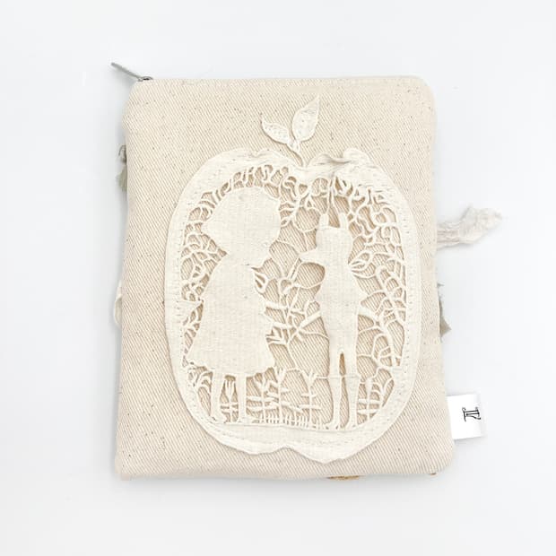 Forest Tale Pouch