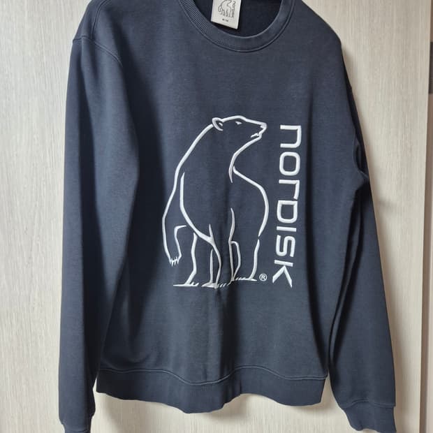 (22년) 노르디스크 빅폴라 베어 맨투맨 티셔츠 블랙 M