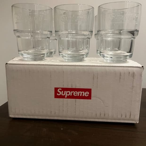 슈프림 x 라로쉐 워터 글래시스 클리어 (6개 세트) - 24FW