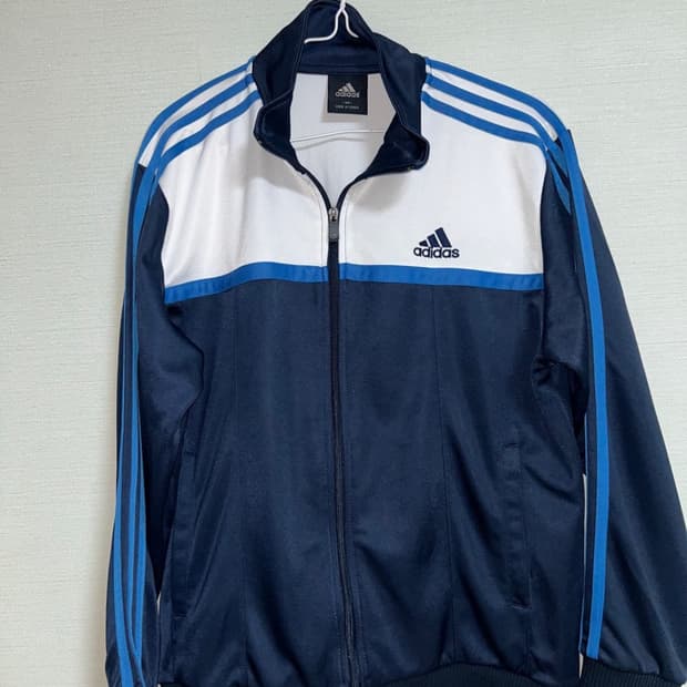 이 져지 4.0에서 4.0아래로 구해요