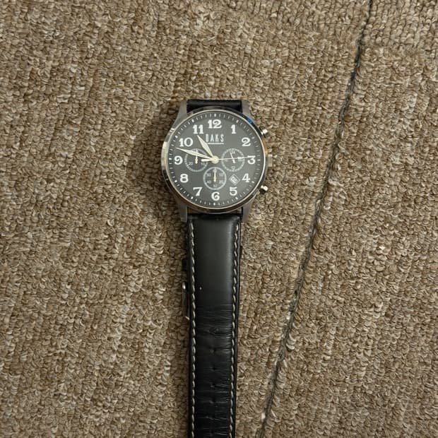 닥스 손목시계