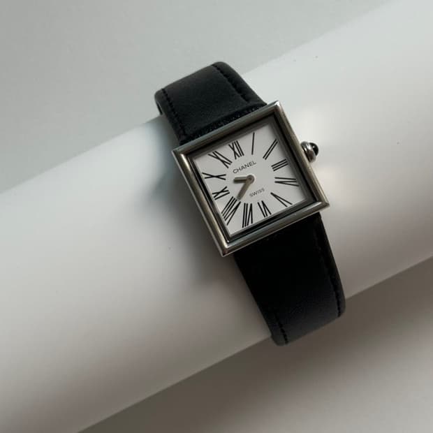 샤넬 마드모아젤시계 화이트