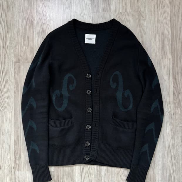 Soloist 16aw 음표 캐시미어 가디건 