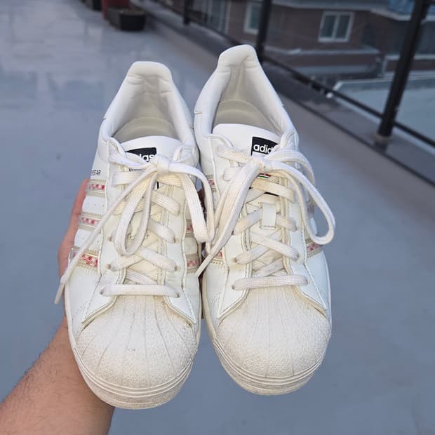 아디다스 수퍼스타 235