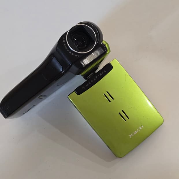 빈티지 카메라 디카 캠코더 산요 작티 DMX-CG65 / 작례 있음