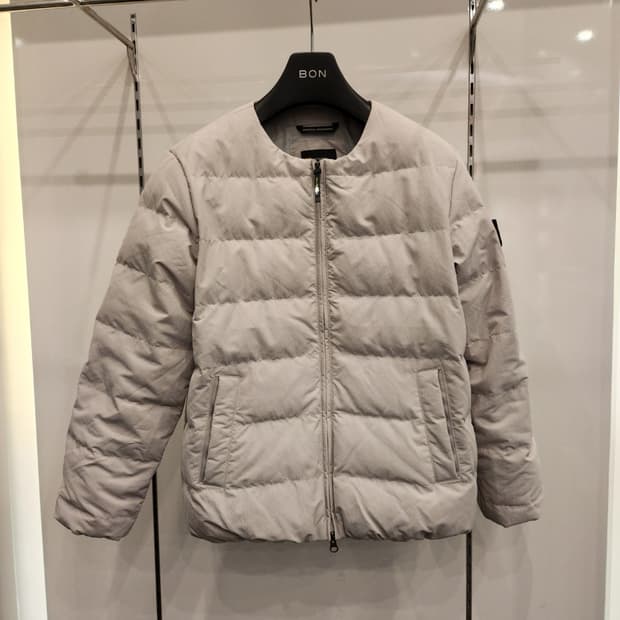 네셔널지오그래픽 경량패딩 90(최상급)