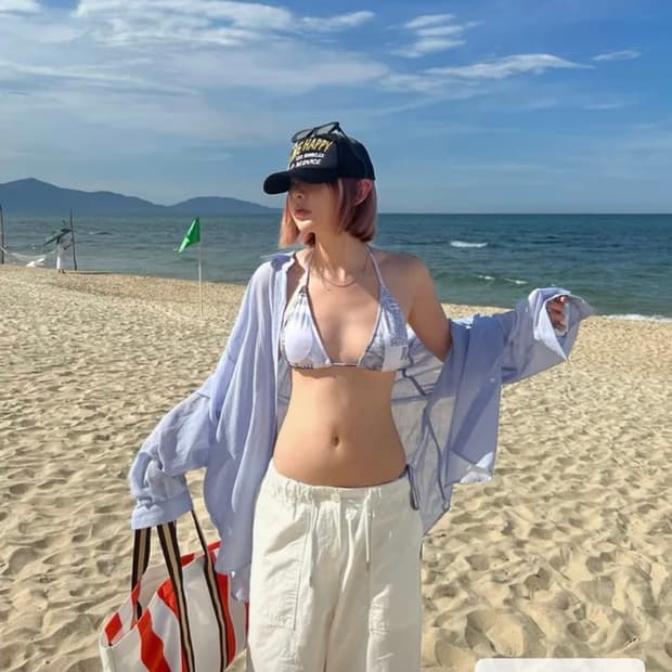 국내제작) 에이블리 지그재그 유나제이 요루셔츠 소라