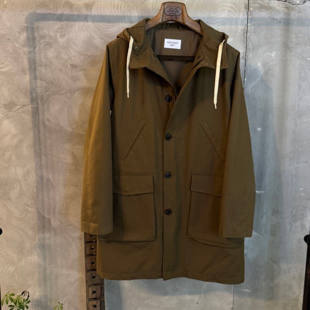 아워레가시 유틸리티 코트 100