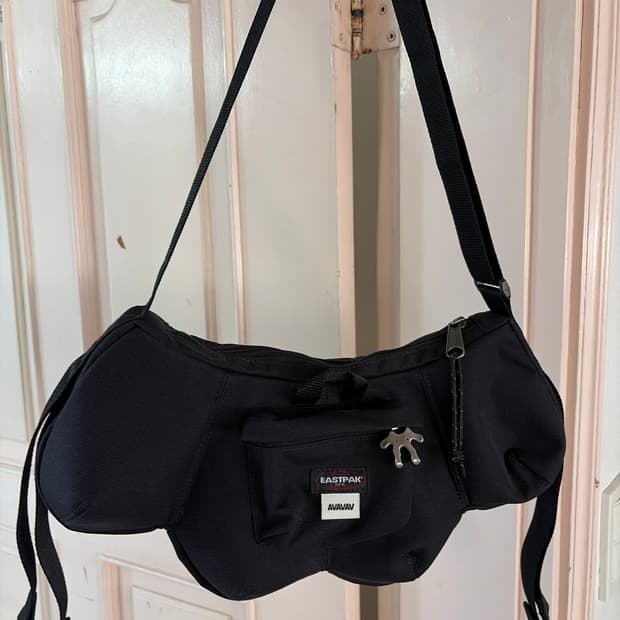 아바바브 x 이스트팩 숄더백 