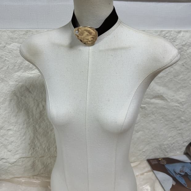 빈티지 고딕 벨벳 진주 메탈 초커 목걸이