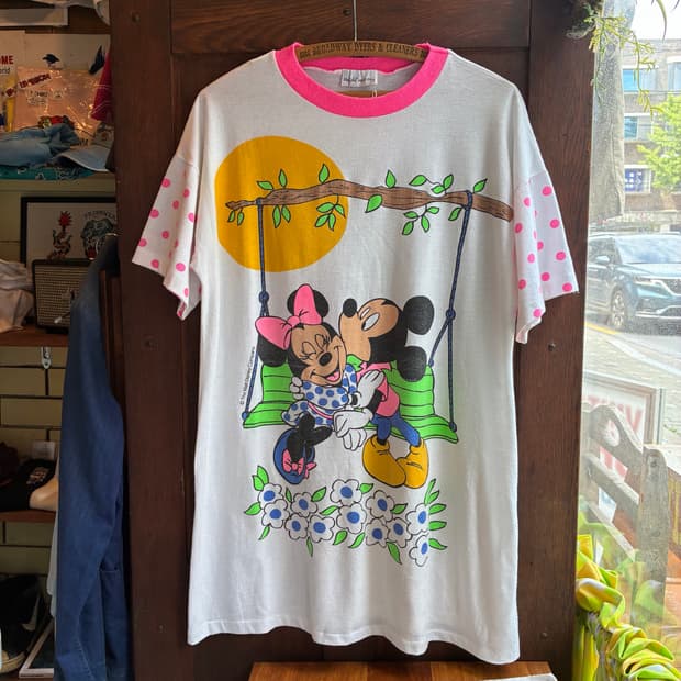 90’s Mickey & Minnie Print T-Shirt