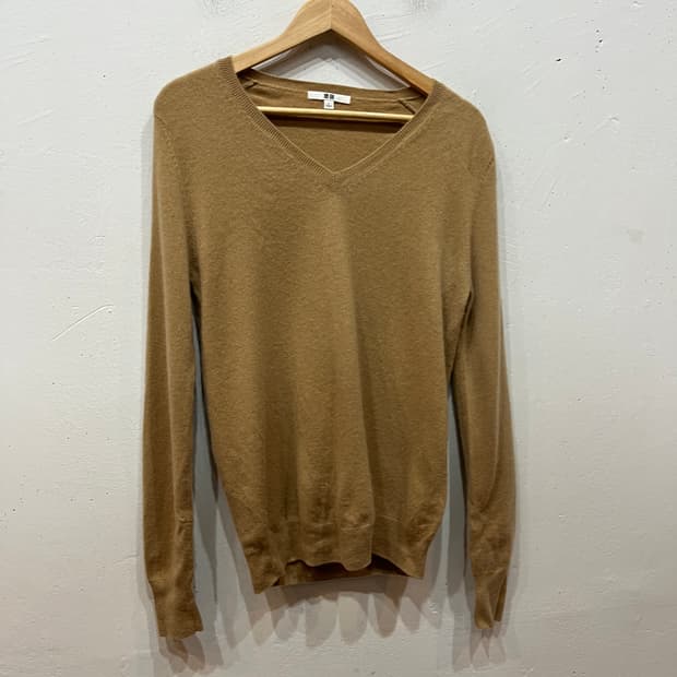 유니클로 캐시미어100% 여성 니트 