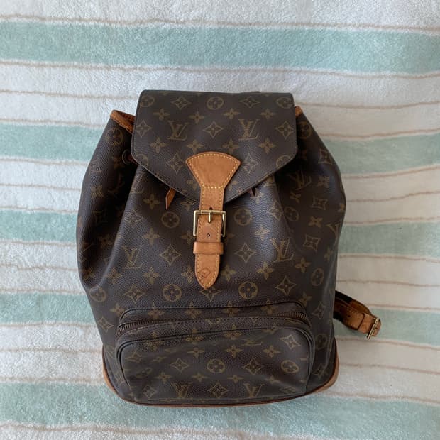루이비통 몽수리 백팩