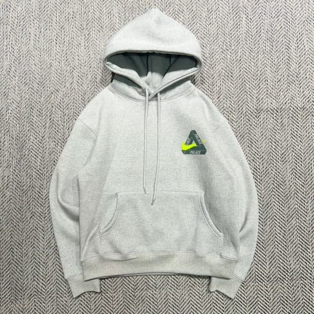 팔라스 X 나이키  후드티