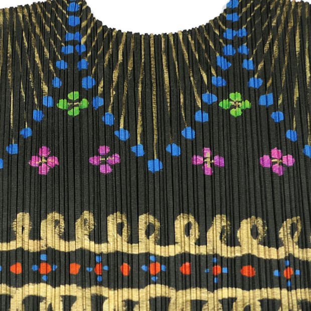 Pleats Please Issey Miyake printed top