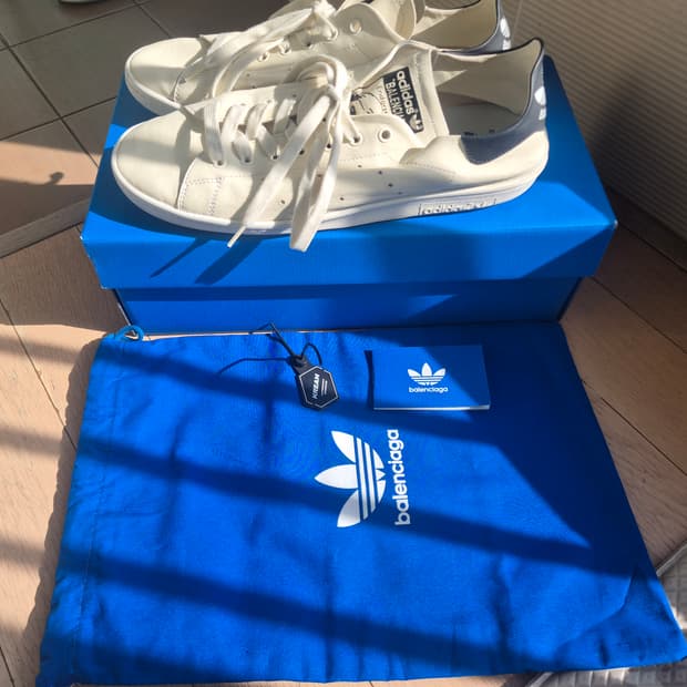 [45] 발렌시아가 아디다스 스탠스미스 오프화이트