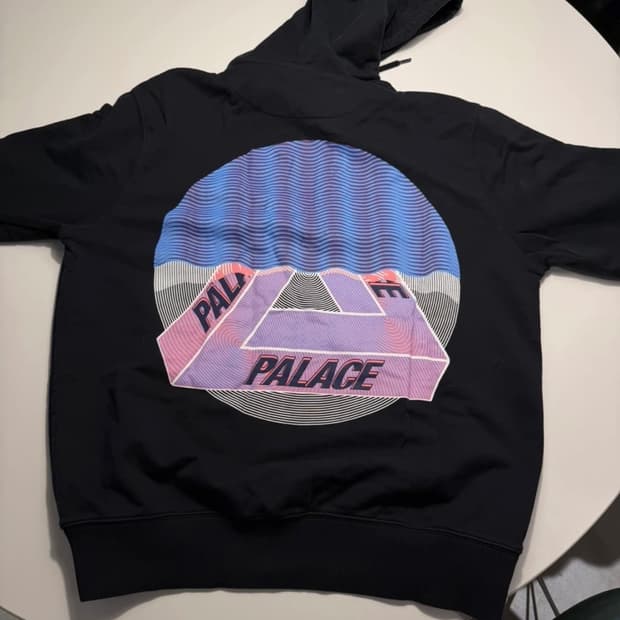 Palace 블랙 후드티