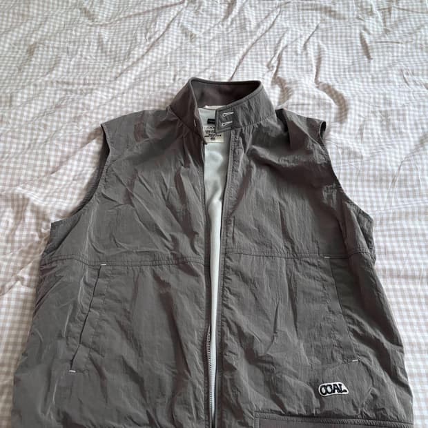 [M] 나나미카 윈드 베스트 새상품