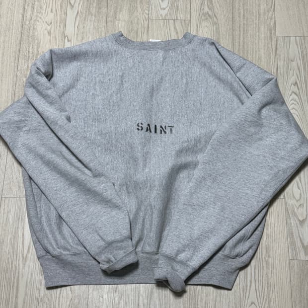 세인트미카엘 스웻셔츠