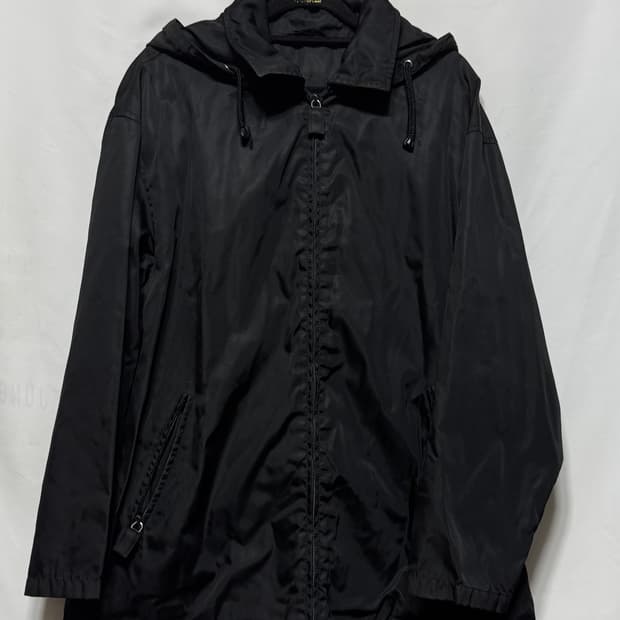 M 프라다 나일론 자켓